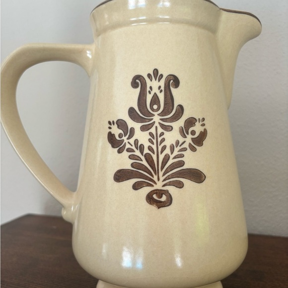 Pfaltzgraff Stoneware Village Water Pitcher 2L 2QT Made in USA 9" Brown - Picture 4 of 13